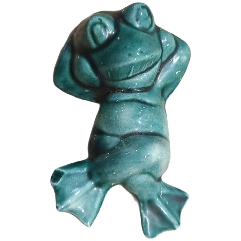Duncan Ceramics Hand Painted Frog Laying and Dreaming Figurine Vintage 1975
